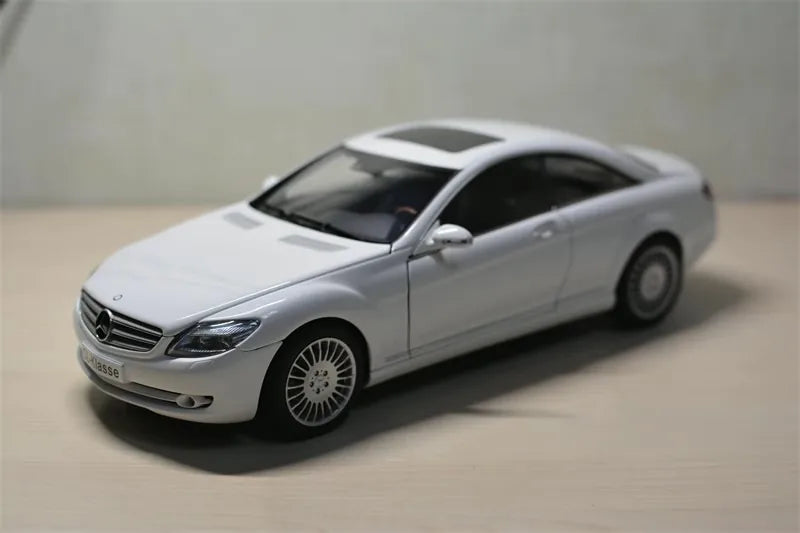 [AutoArt] 1:18 Mercedes-Benz 2006 CL-Klasse Coupe White Model Car Die-Cast
