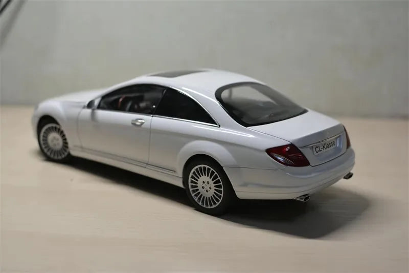 [AutoArt] 1:18 Mercedes-Benz 2006 CL-Klasse Coupe White Model Car Die-Cast