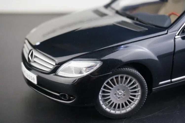 [AutoArt] 1:18 Mercedes-Benz 2006 CL-Klasse Coupe Black Model Car Die-Cast
