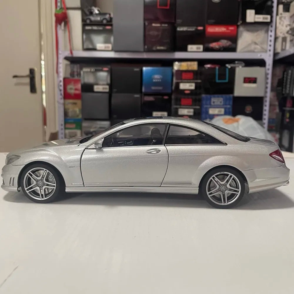 [AutoArt] 1:18 Mercedes-Benz 2007 CL63 AMG W216 Silver Model Car Die-Cast