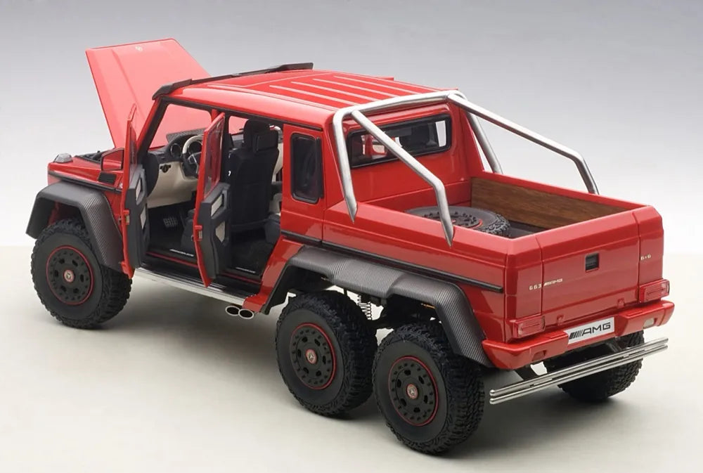 [AutoArt] 1:18 Mercedes-Benz 2013 G63 AMG 6x6 Red Model Car Die-Cast