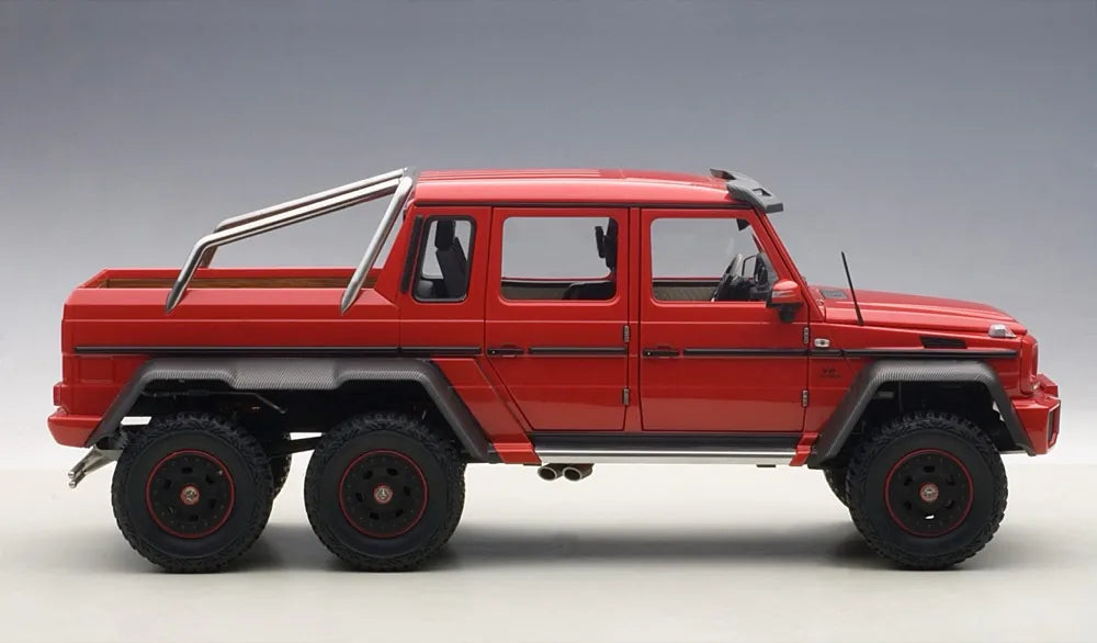 [AutoArt] 1:18 Mercedes-Benz 2013 G63 AMG 6x6 Red Model Car Die-Cast
