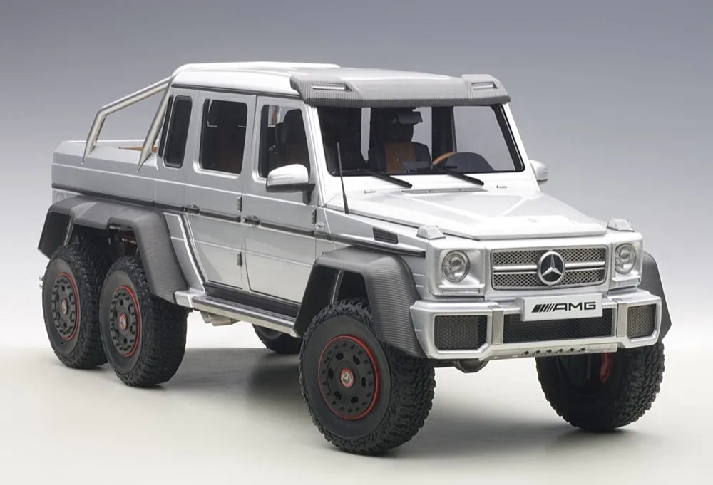 [AutoArt] 1:18 Mercedes-Benz 2013 G63 AMG 6x6 Silver Model Car Die-Cast