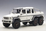[AutoArt] 1:18 Mercedes-Benz 2013 G63 AMG 6x6 White Model Car Die-Cast