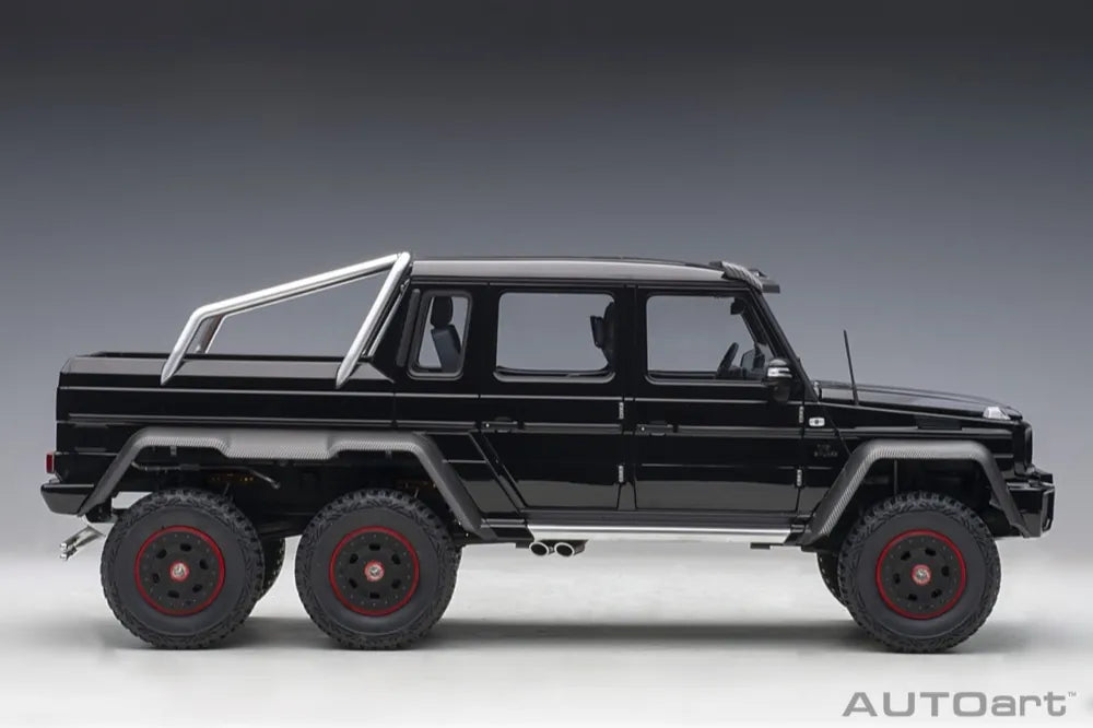 [AutoArt] 1:18 Mercedes-Benz 2013 G63 AMG 6x6 Black Model Car Die-Cast