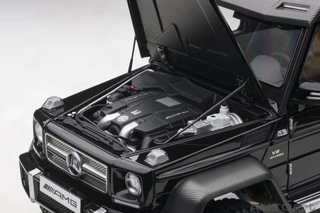 [AutoArt] 1:18 Mercedes-Benz 2013 G63 AMG 6x6 Black Model Car Die-Cast