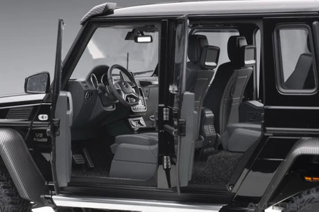 [AutoArt] 1:18 Mercedes-Benz 2013 G63 AMG 6x6 Black Model Car Die-Cast
