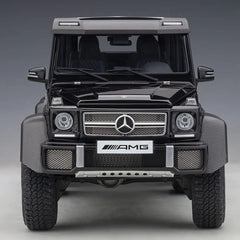 [AutoArt] 1:18 Mercedes-Benz 2013 G63 AMG 6x6 Black Model Car Die-Cast