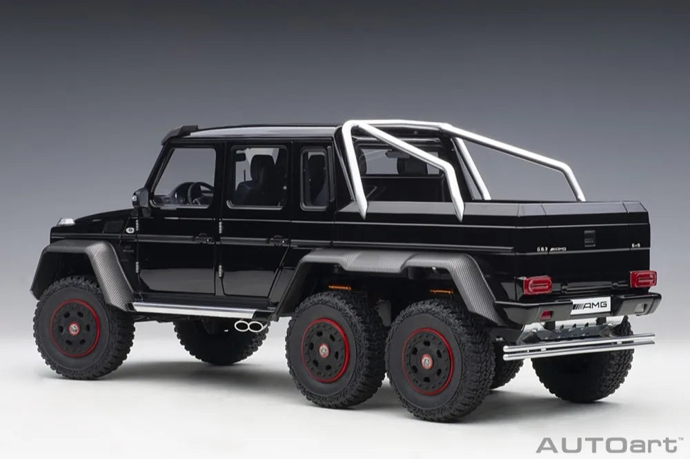 [AutoArt] 1:18 Mercedes-Benz 2013 G63 AMG 6x6 Black Model Car Die-Cast