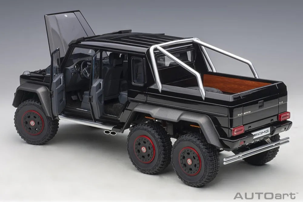 [AutoArt] 1:18 Mercedes-Benz 2013 G63 AMG 6x6 Black Model Car Die-Cast
