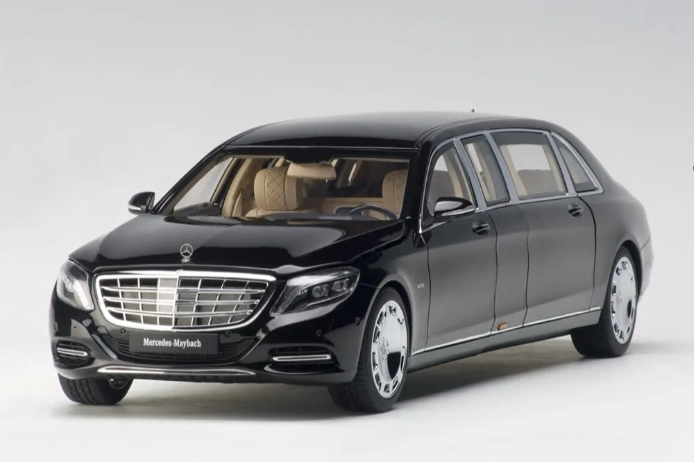[AutoArt] 1:18 Mercedes-Maybach 2016 S600 Pullman Black Model Car Die-Cast