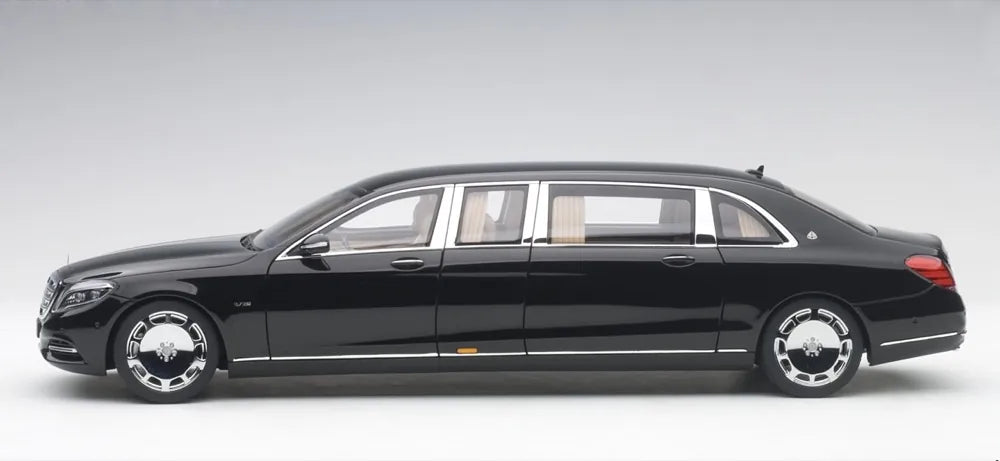 [AutoArt] 1:18 Mercedes-Maybach 2016 S600 Pullman Black Model Car Die-Cast