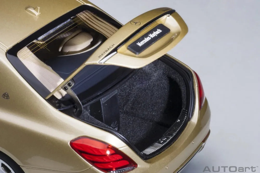 [AutoArt] 1:18 Mercedes-Maybach 2016 S600 Pullman ou voiture miniature Die-Cast