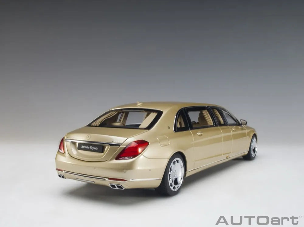 [AutoArt] 1:18 Mercedes-Maybach 2016 S600 Pullman ou voiture miniature Die-Cast