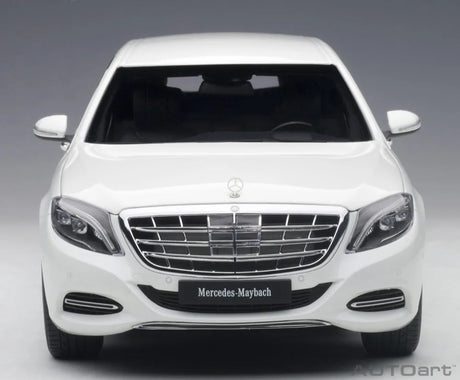 [AutoArt] 1:18 Mercedes-Maybach 2016 S600 Pullman White Model Car Die-Cast