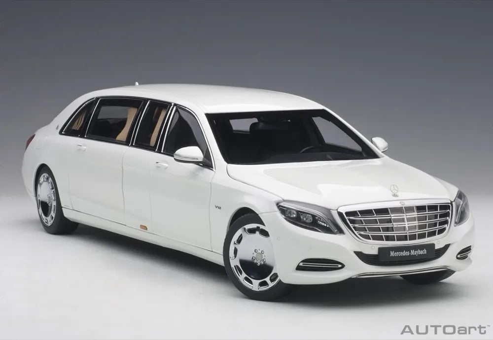 [AutoArt] 1:18 Mercedes-Maybach 2016 S600 Pullman valkoinen pienoismalli Die-Cast