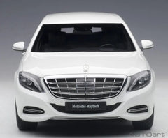 [AutoArt] 1:18 Mercedes-Maybach 2016 S600 Pullman valkoinen pienoismalli Die-Cast