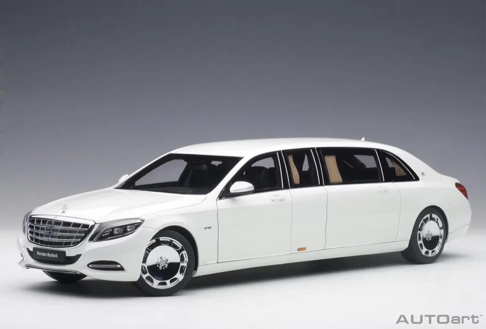 [AutoArt] 1:18 Mercedes-Maybach 2016 S600 Pullman valkoinen pienoismalli Die-Cast