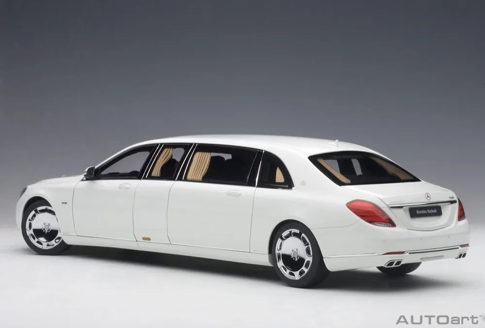 [AutoArt] 1:18 Mercedes-Maybach 2016 S600 Pullman White Model Car Die-Cast
