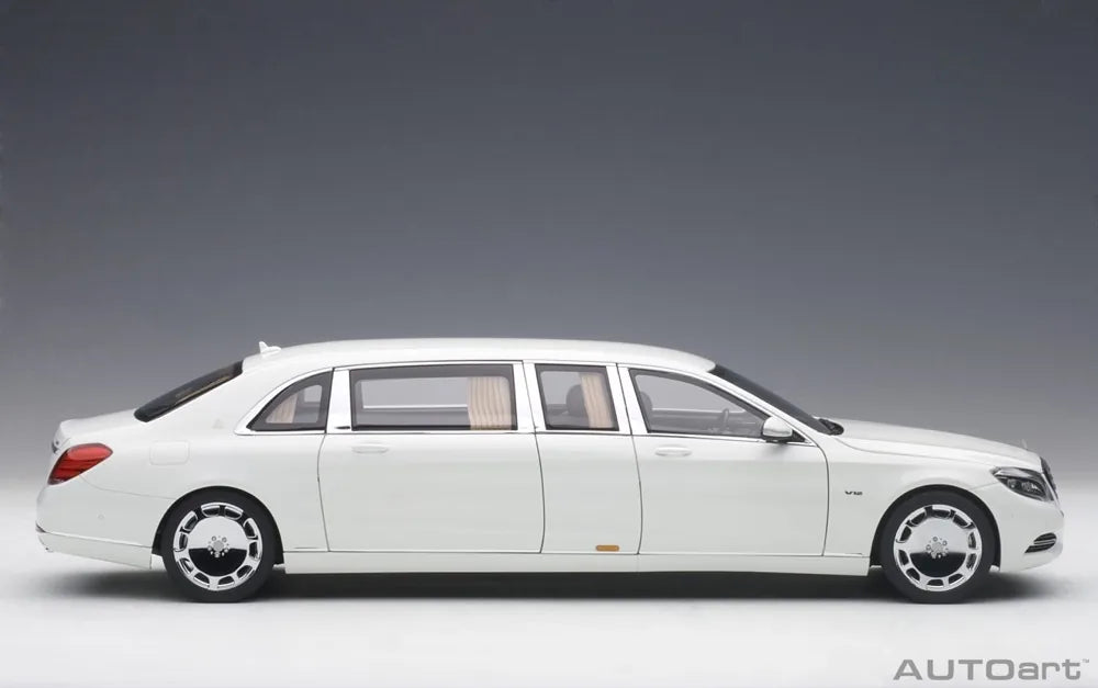 [AutoArt] 1:18 Mercedes-Maybach 2016 S600 Pullman White Model Car Die-Cast