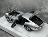 [AutoArt] 1:18 Toyota 1967 2000GT Silver Model Car Die-Cast