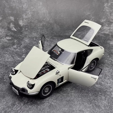 [AutoArt] 1:18 Toyota 1967 2000GT White Model Car Die-Cast