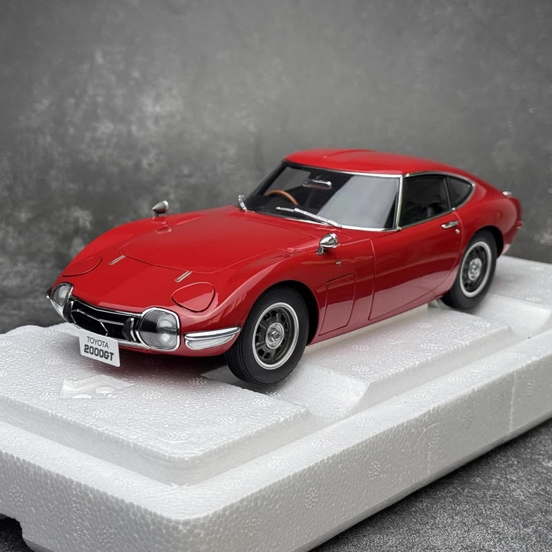 [AutoArt] 1:18 Toyota 1967 2000GT Red Model Car Die-Cast