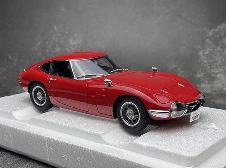 [AutoArt] 1:18 Toyota 1967 2000GT Red Model Car Die-Cast
