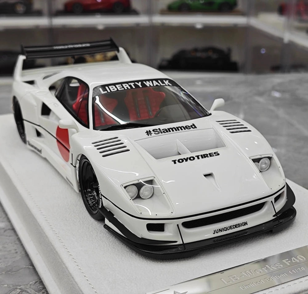 [BBA] 1:18 Ferrari 1987 F40 Liberty Walk Widebody vit modellbil harts