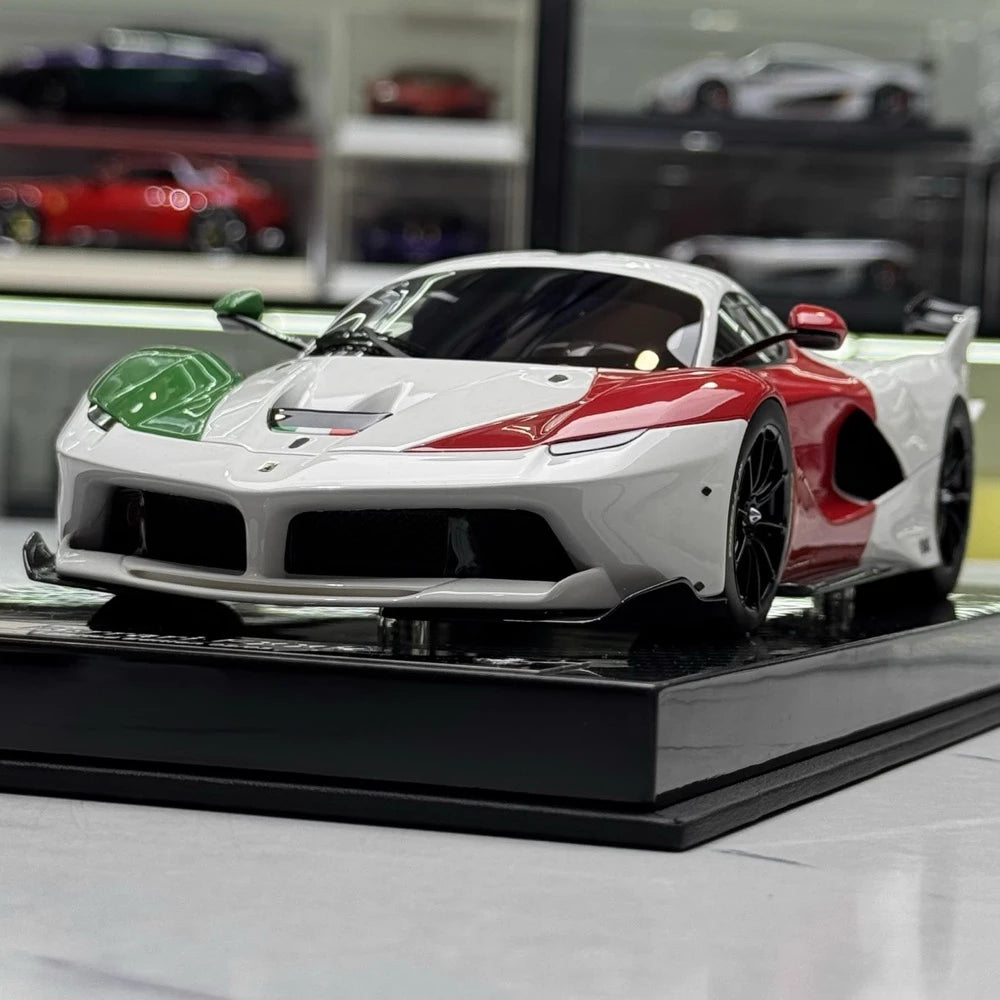 [BBA] 1:18 Ferrari 2015 FXX-K Italy voiture miniature Resin
