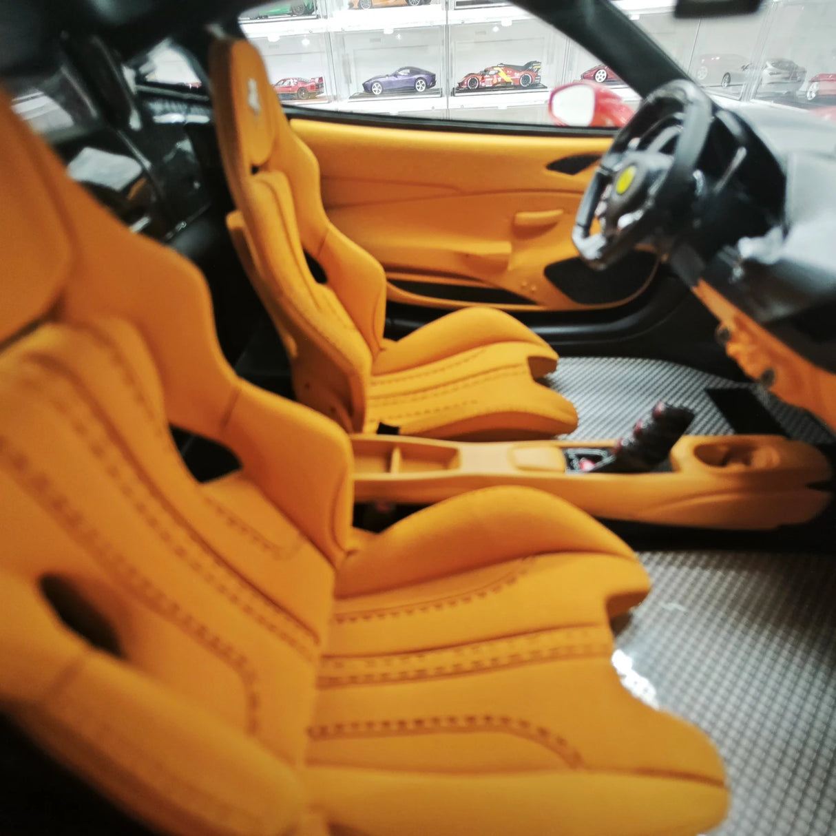 BBA Ferrari 2018 488 피스타 메탈릭 레드 이탈리아 국기 도색 1:18 – 수집용 레진 모델 레진