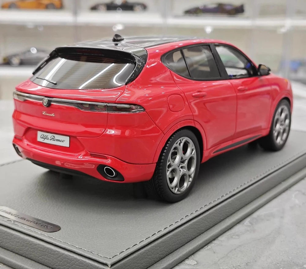 [BBR] 1:18 Alfa Romeo 2023 Tonale Red Model Car Resin