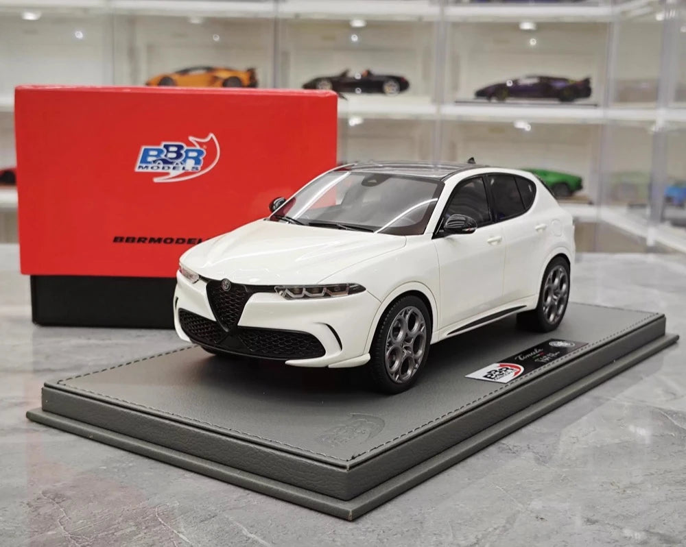 [BBR] 1:18 Alfa Romeo 2023 Tonale White Model Car Resin
