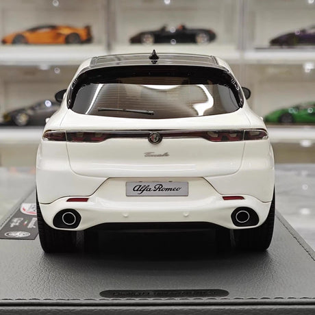 [BBR] 1:18 Alfa Romeo 2023 Tonale White Model Car Resin
