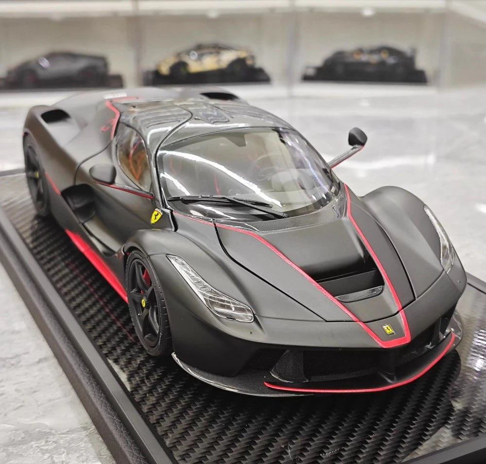[BBR] 1:18 Ferrari 2013 LaFerrari Alonso Edition Matte Black Model Car Die-Cast