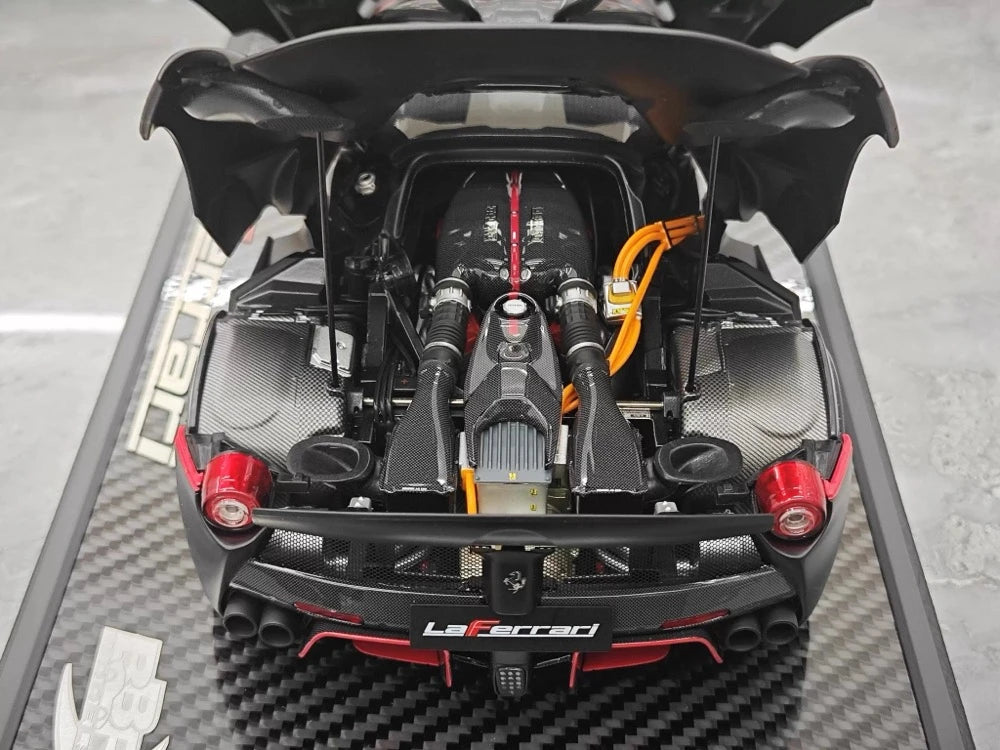 [BBR] 1:18 Ferrari 2013 LaFerrari Alonso Edition Matte Black Model Car Die-Cast
