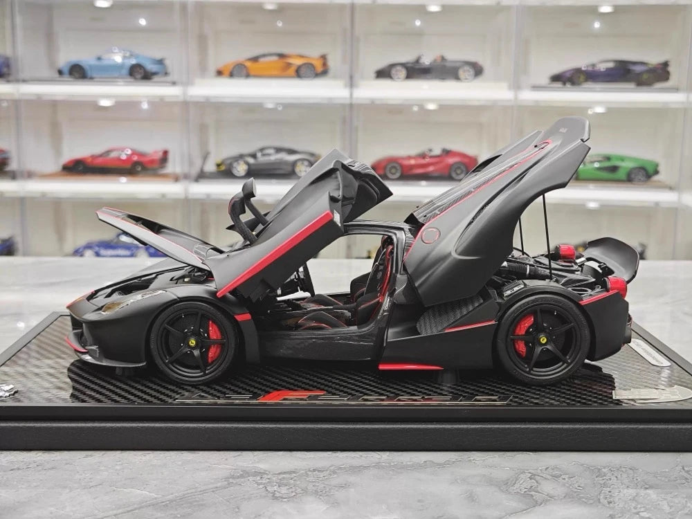 [BBR] 1:18 Ferrari 2013 LaFerrari Alonso Edition Matte Black Model Car Die-Cast