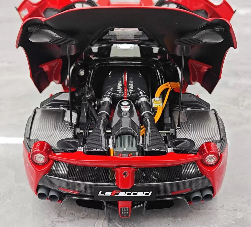 [BBR] 1:18 Ferrari 2013 LaFerrari Coupe Red Nero Carbon Roof Model Car Die-Cast