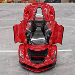 [BBR] 1:18 Ferrari 2013 LaFerrari Coupe Red Nero Carbon Roof Model Car Die-Cast