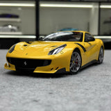 [BBR] 1:18 Ferrari 2015 F12 TDF gul modellbil Die-Cast