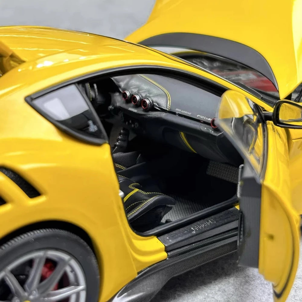 [BBR] 1:18 Ferrari 2015 F12 TDF giallo modellino di auto Die-Cast