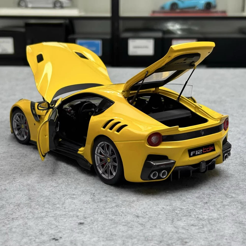 [BBR] 1:18 Ferrari 2015 F12 TDF giallo modellino di auto Die-Cast