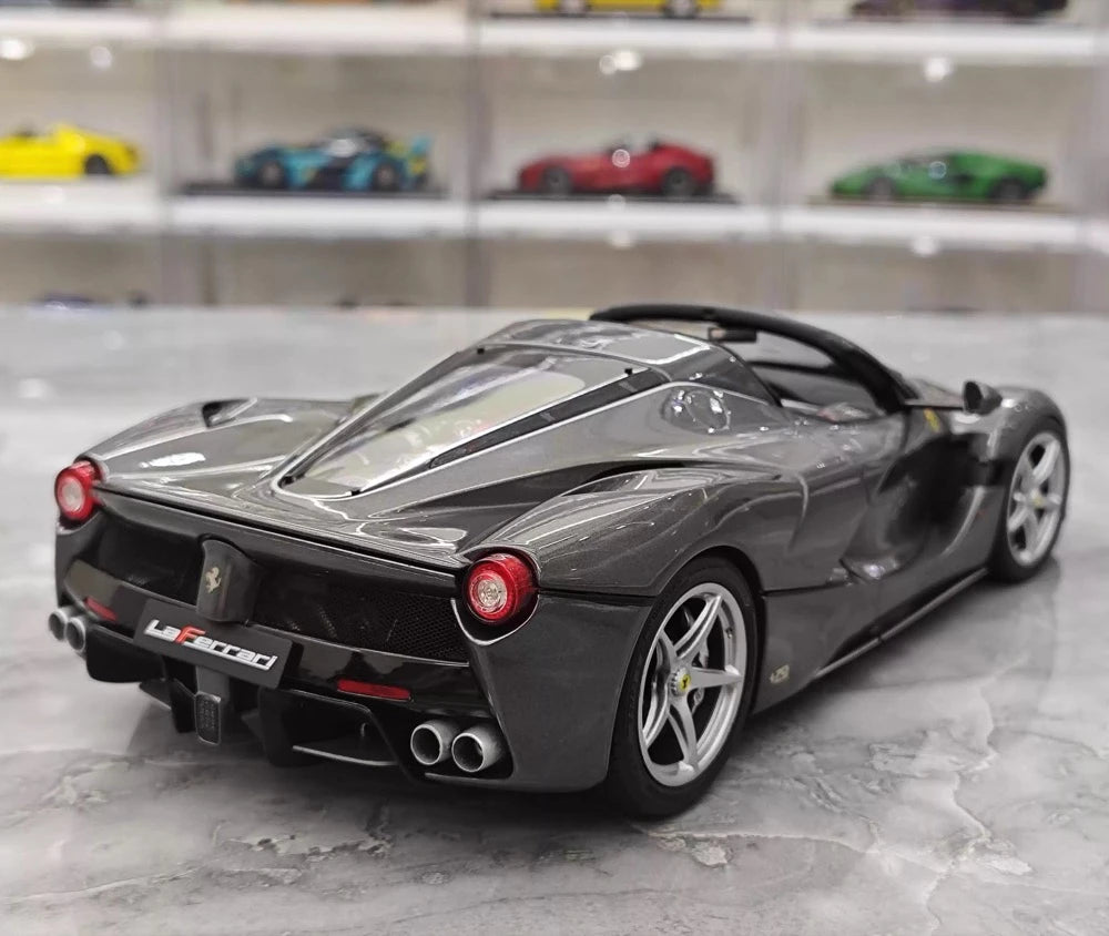 [BBR] 1:18 Ferrari 2016 LaFerrari Aperta grå modellbil Die-Cast