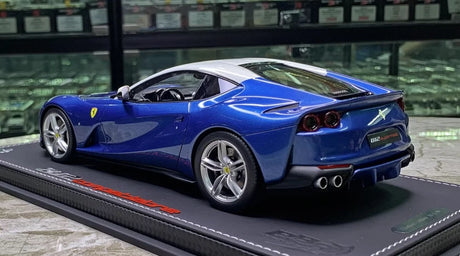 [BBR] 1:18 Ferrari 2017 812 Superfast blauw modelauto Die-Cast