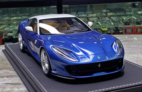 [BBR] 1:18 Ferrari 2017 812 Superfast blauw modelauto Die-Cast