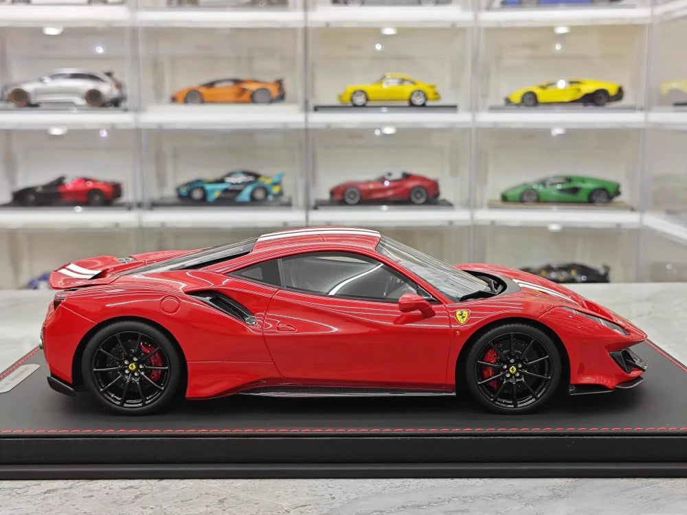 [BBR] 1:18 Ferrari 2019 488 Pista Coupe Rosso Corsa Bianco Stripe Model Car Resin