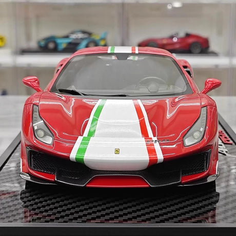 [BBR] 1:18 Ferrari 2019 488 Pista Coupe Rosso Corsa Tricolore Livery #108 Resin