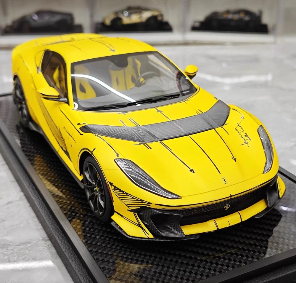 [BBR] 1:18 Ferrari 2021 812 Competizione Yellow Signature Edition Model Car Resin
