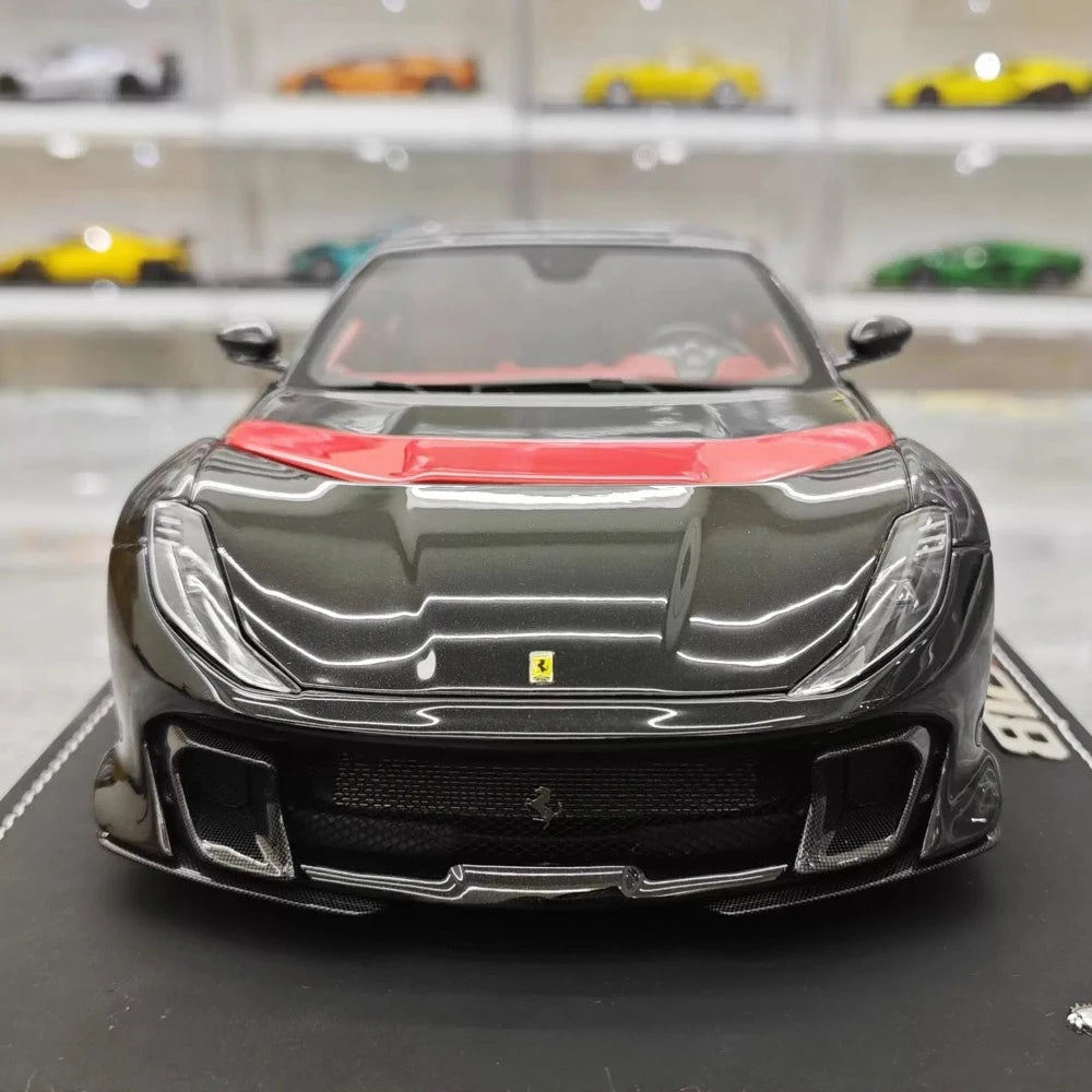 [BBR] 1:18 Ferrari 2022 812 Competizione Aperta nero Rosso Stripe modellino di auto resina