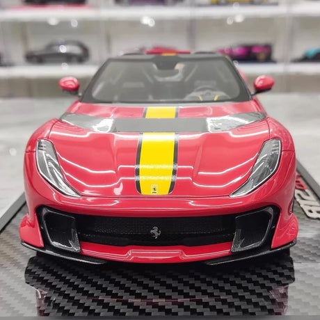 [BBR] 1:18 Ferrari 2022 812 Competizione Aperta Red Giallo Stripe Model Car Resin